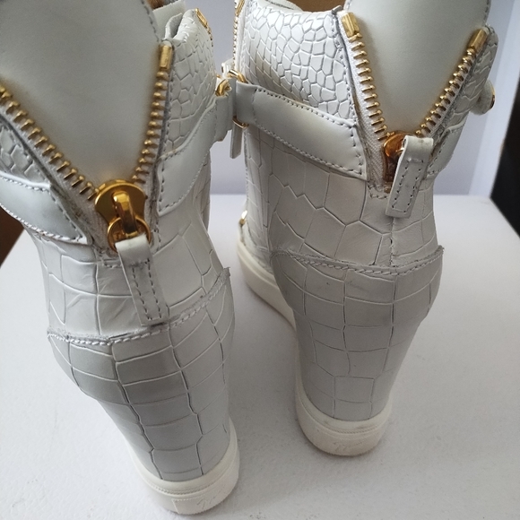 GIUSEPPE ZANOTTI  FASHIONABLE SNEAKERS - Picture 12 of 16
